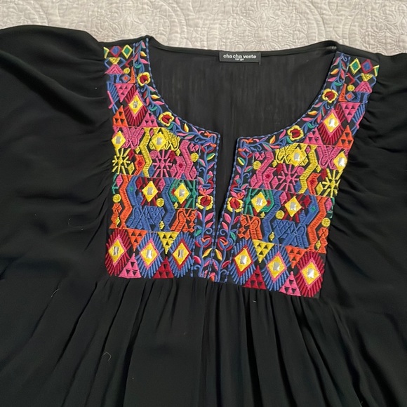 Black cha-cha Vente top with embroidery front. Large like new. - Picture 1 of 5
